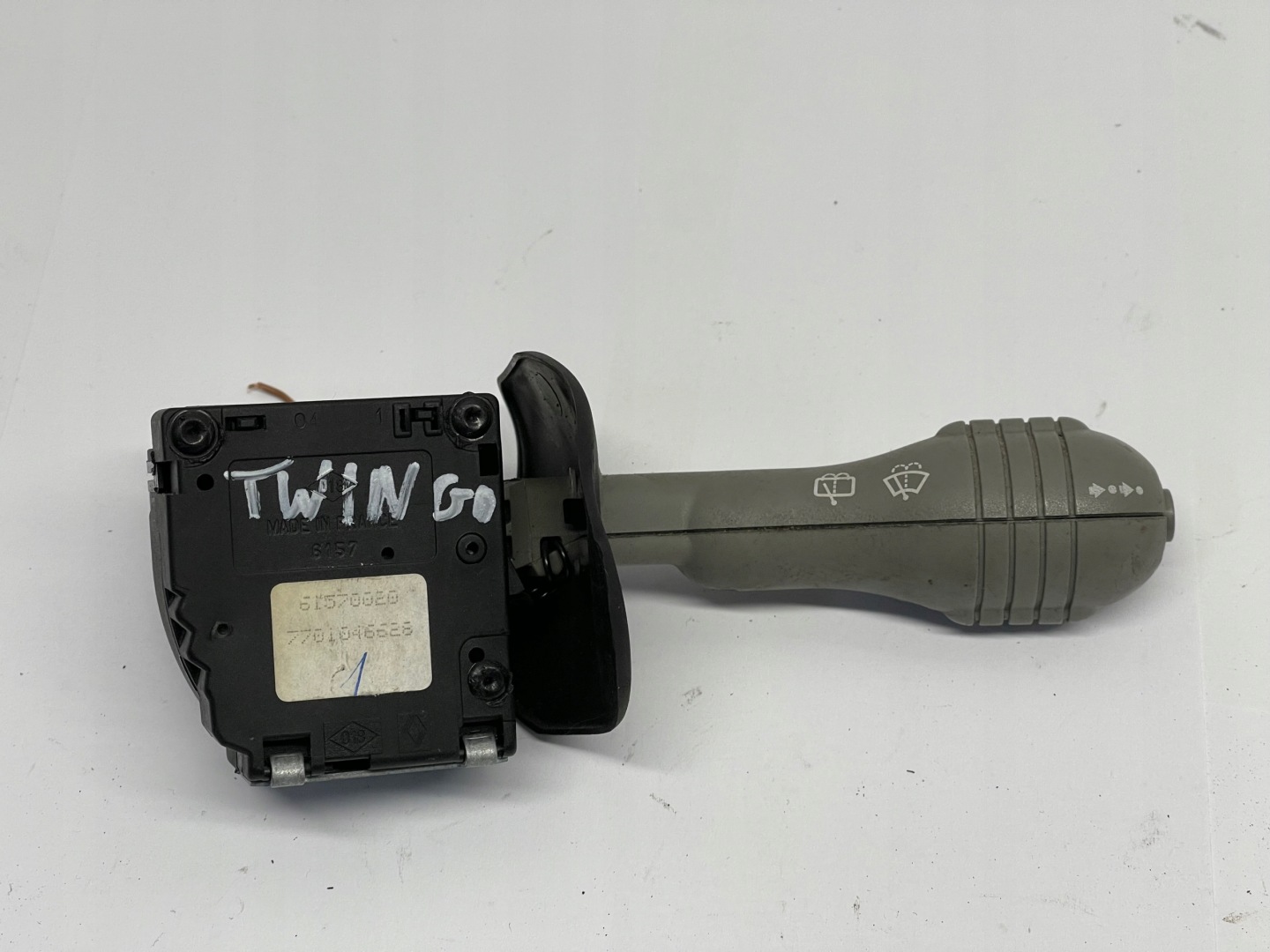 Commodo essuie glace Renault OE 7701046628