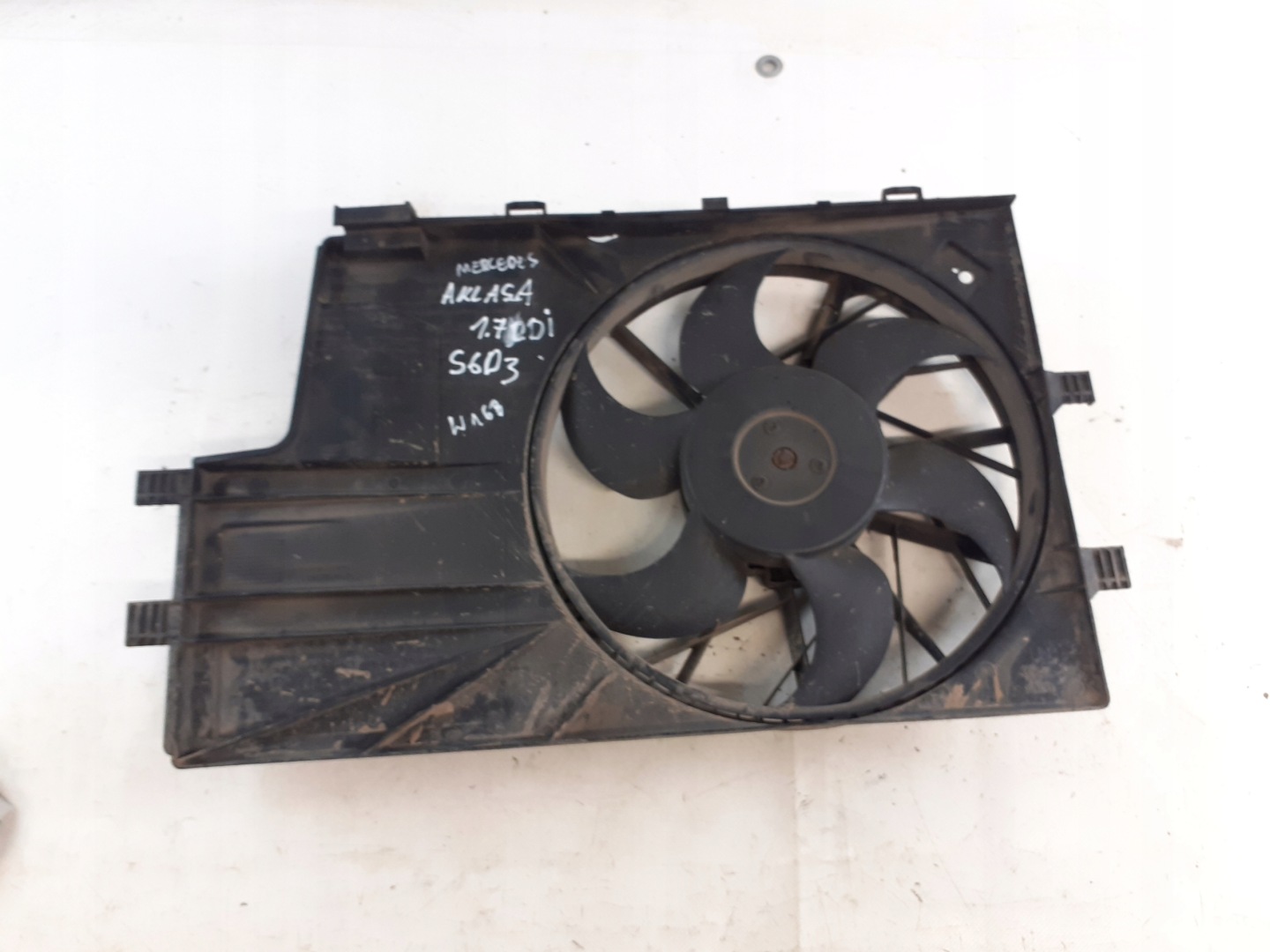 ventilátor chladiče z obal Mercedes W168 1,7