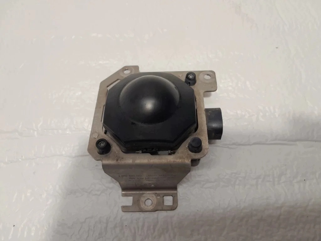 AUDI A4 B9 LIFT Sensor PREDKOSCI RADAR ACC DISTRONIC 8W0907561G
