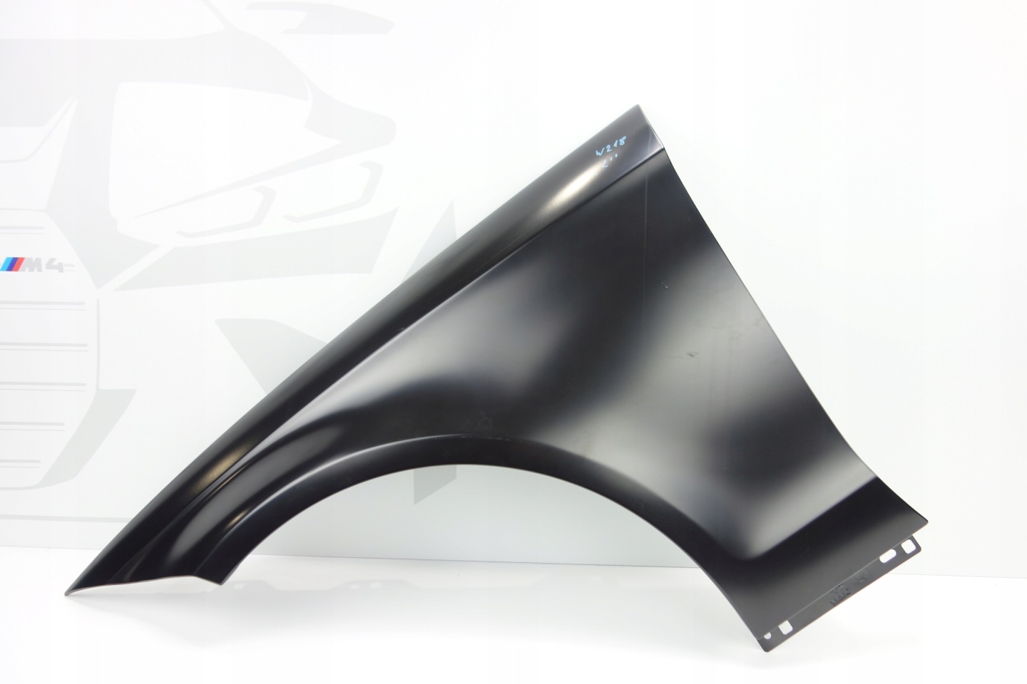 fender left front MERCEDES W218 CLS