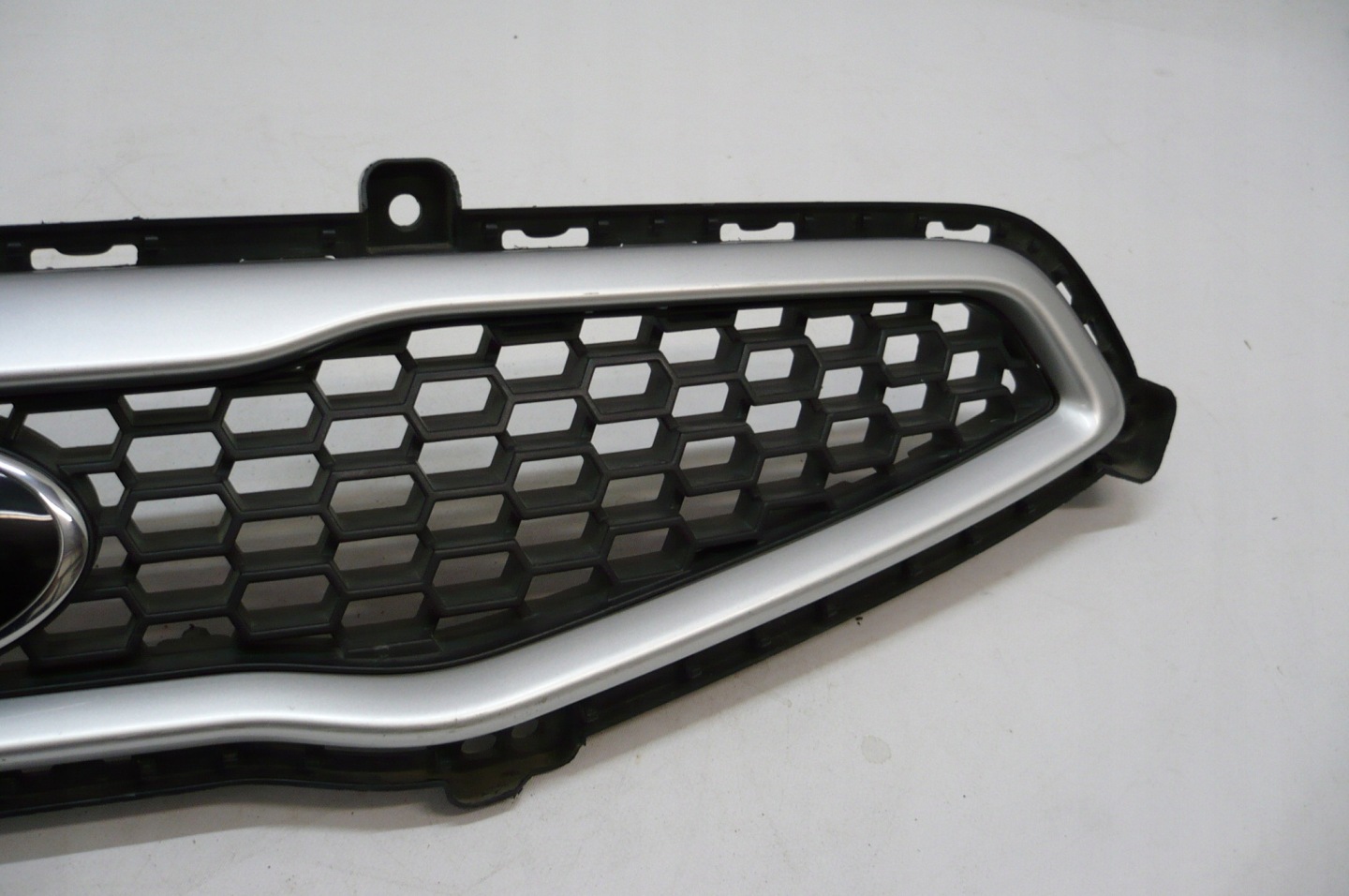 KIA PICANTO II 11-14 Grille Original