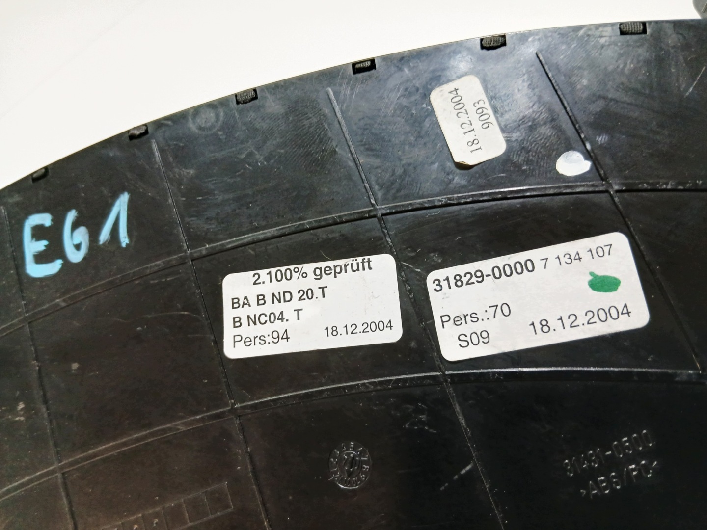 úchyt na KUBEK CUP HOLDER BMW E60 E61 7134107 (0000148)