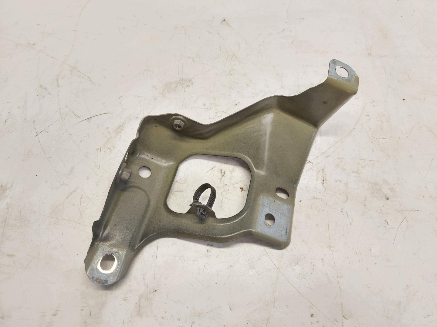 TESLA MODEL 3 2022r Console Aile Avant Gauche 1086017-00-D
