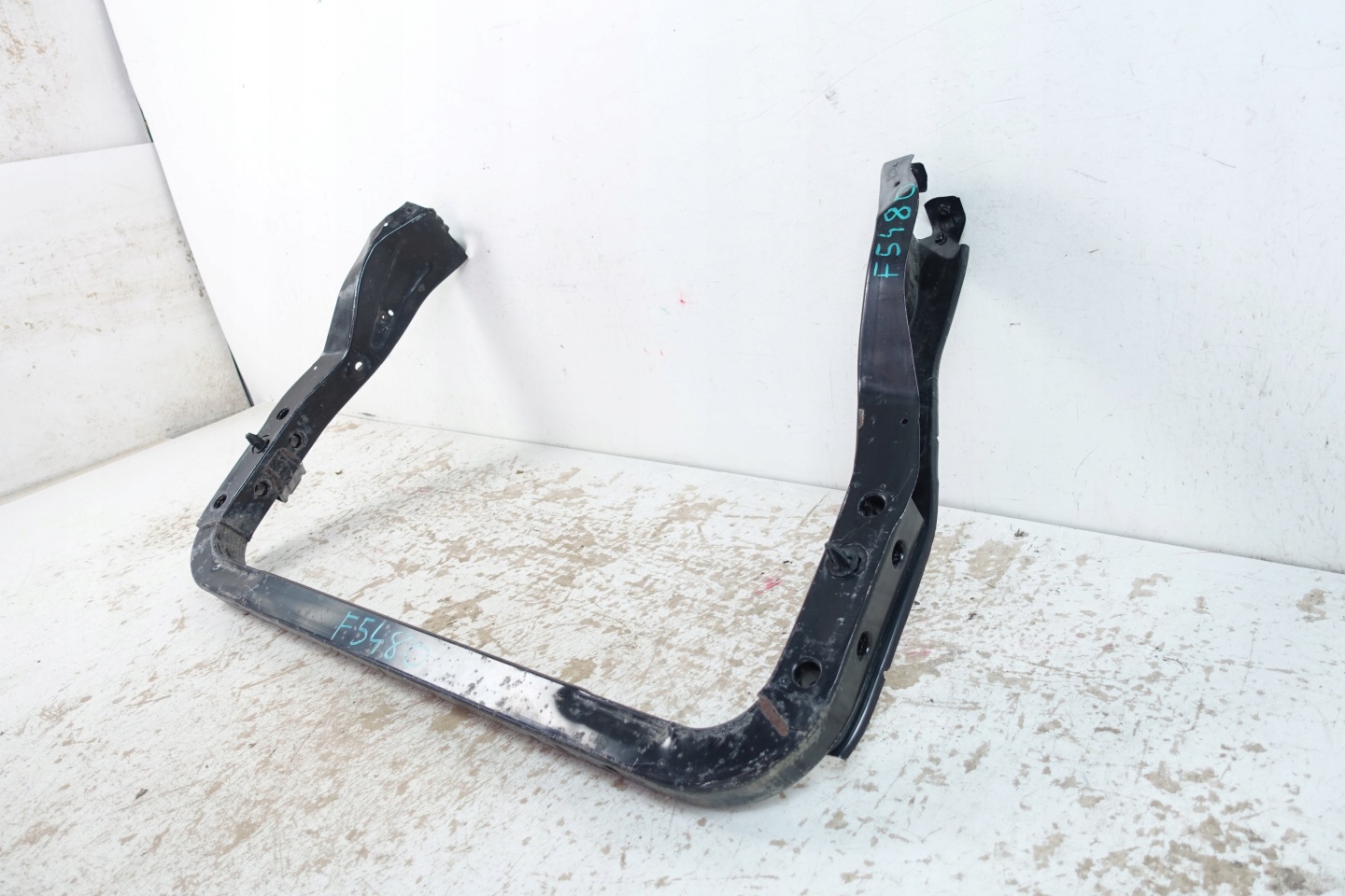JEEP GRAND CHEROKEE IV 2010- pillar iron support panel for radiators