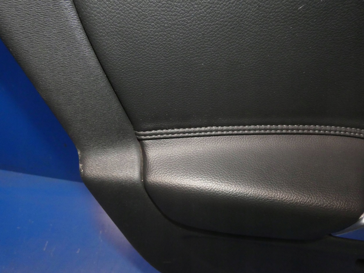 VOLVO V60 and S60 II side door driver´s left front