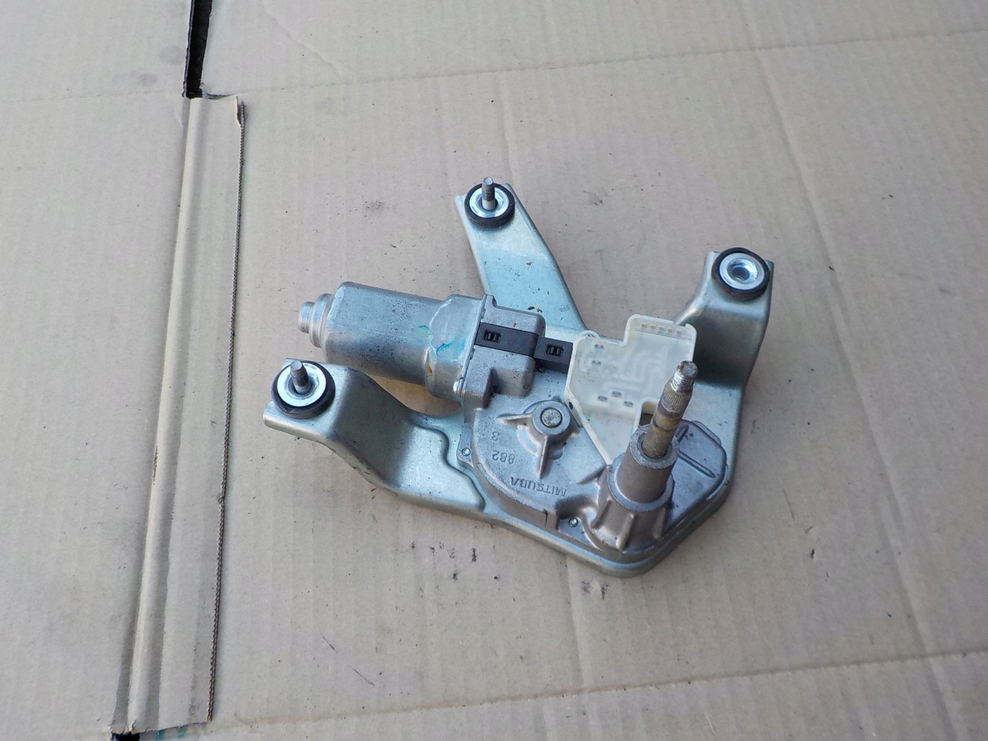 motor ablaktörlők far dodge caliber 05116146AE