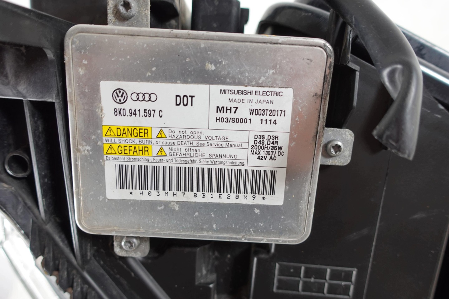 light left front left XENON LED AUDI A6 C6 LIFT 08-11 ANGLIK UK 4F0941003DF
