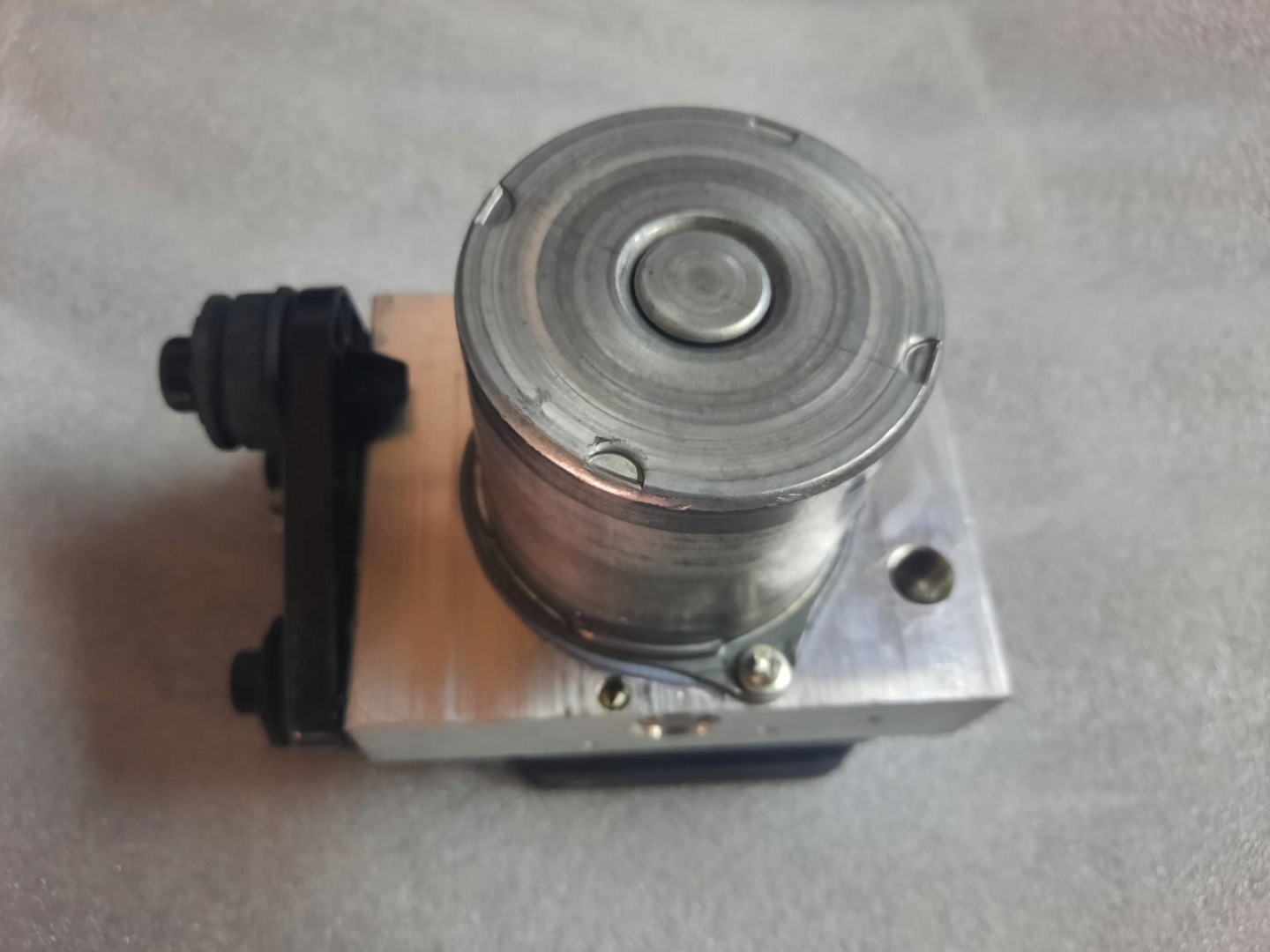 control unit pump ABS MERCEDES W223 RADAR 4-MATIC 1 9