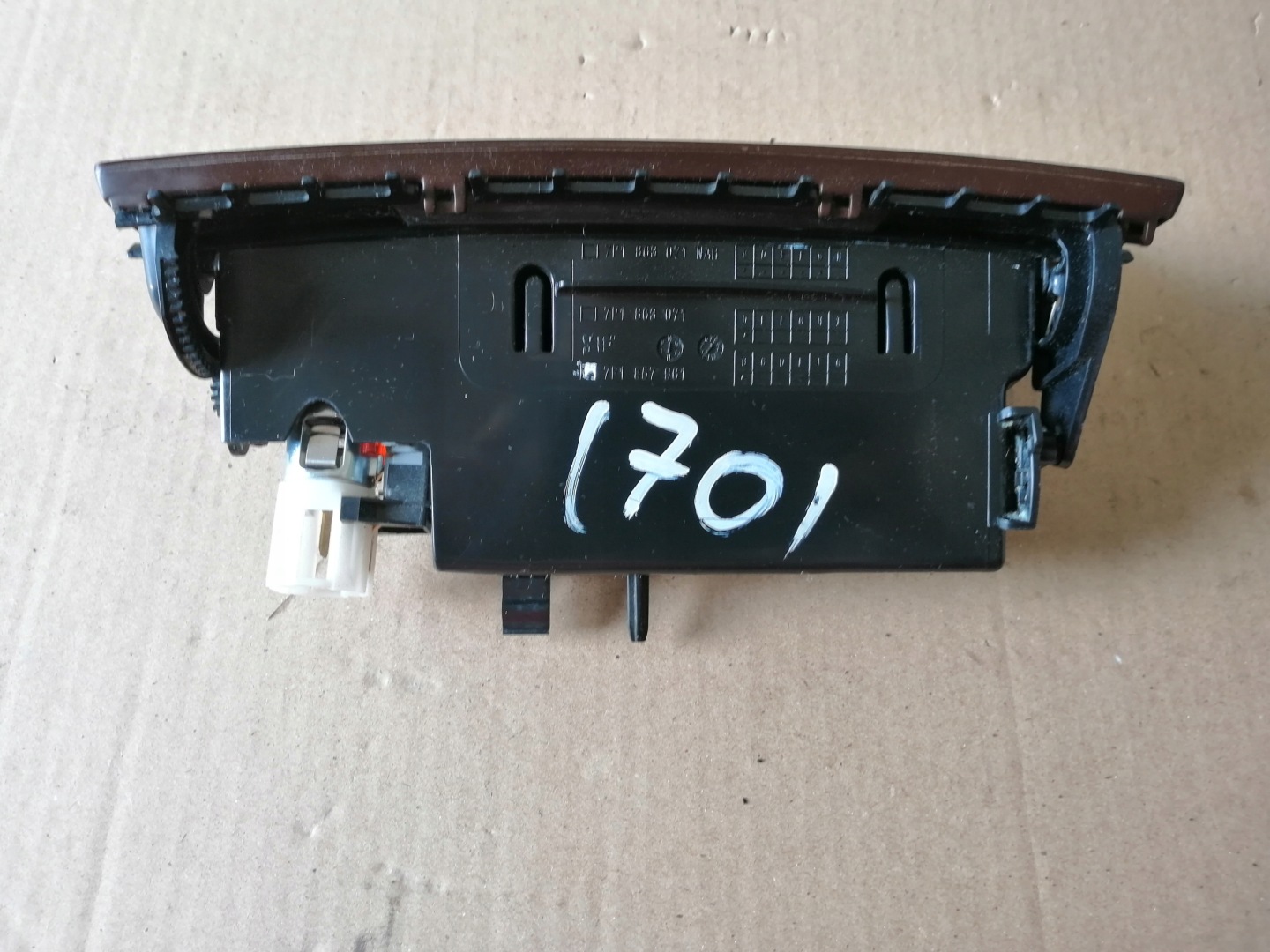 ashtray passenger compartment front 7P1863071 VW TOUAREG II 7P HYBRID