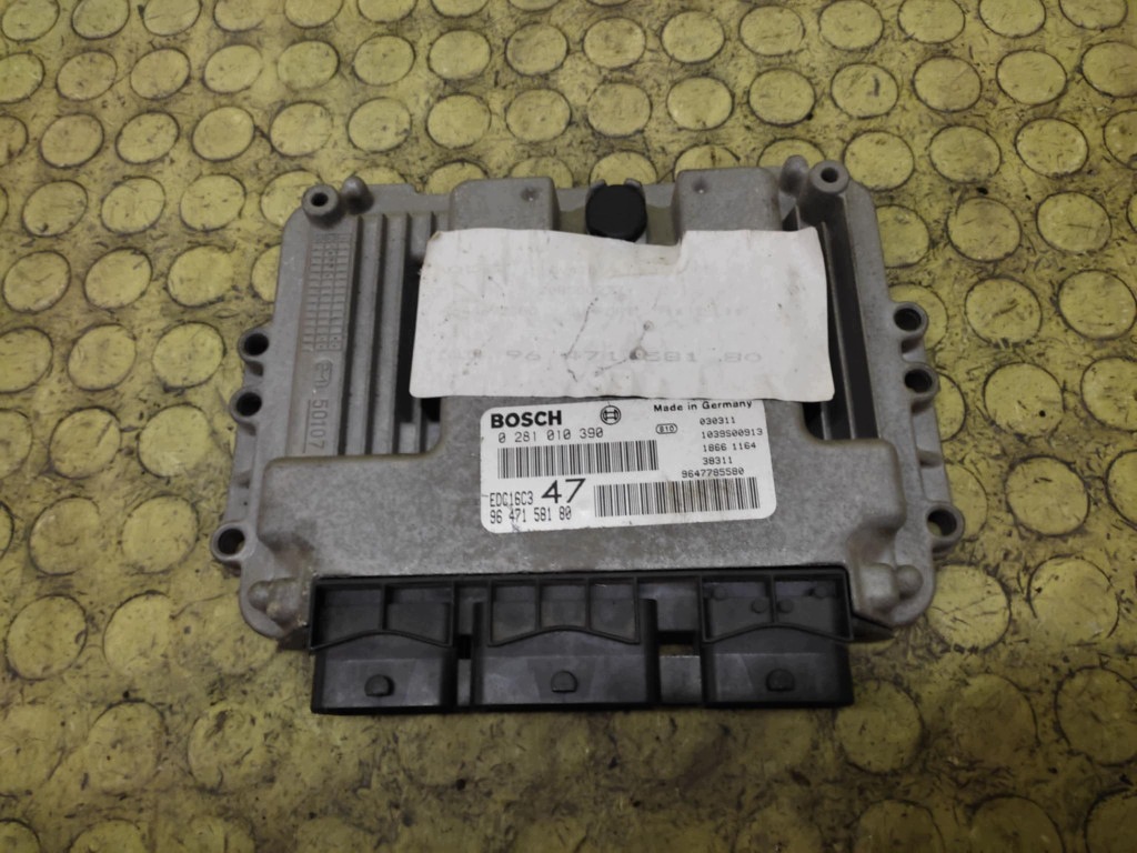 PEUGEOT 307 control unit of the engine 0281010390