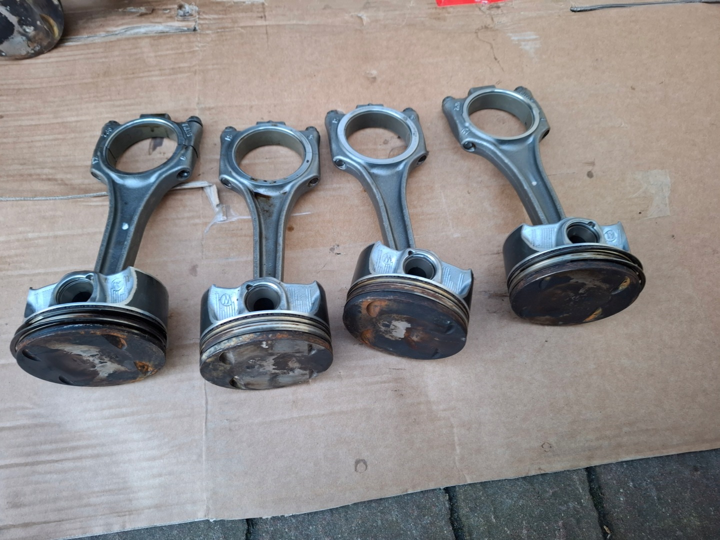 piston connecting rod AUDI RS6 C8 23r 4.0 TFSI DYG 0P2065K