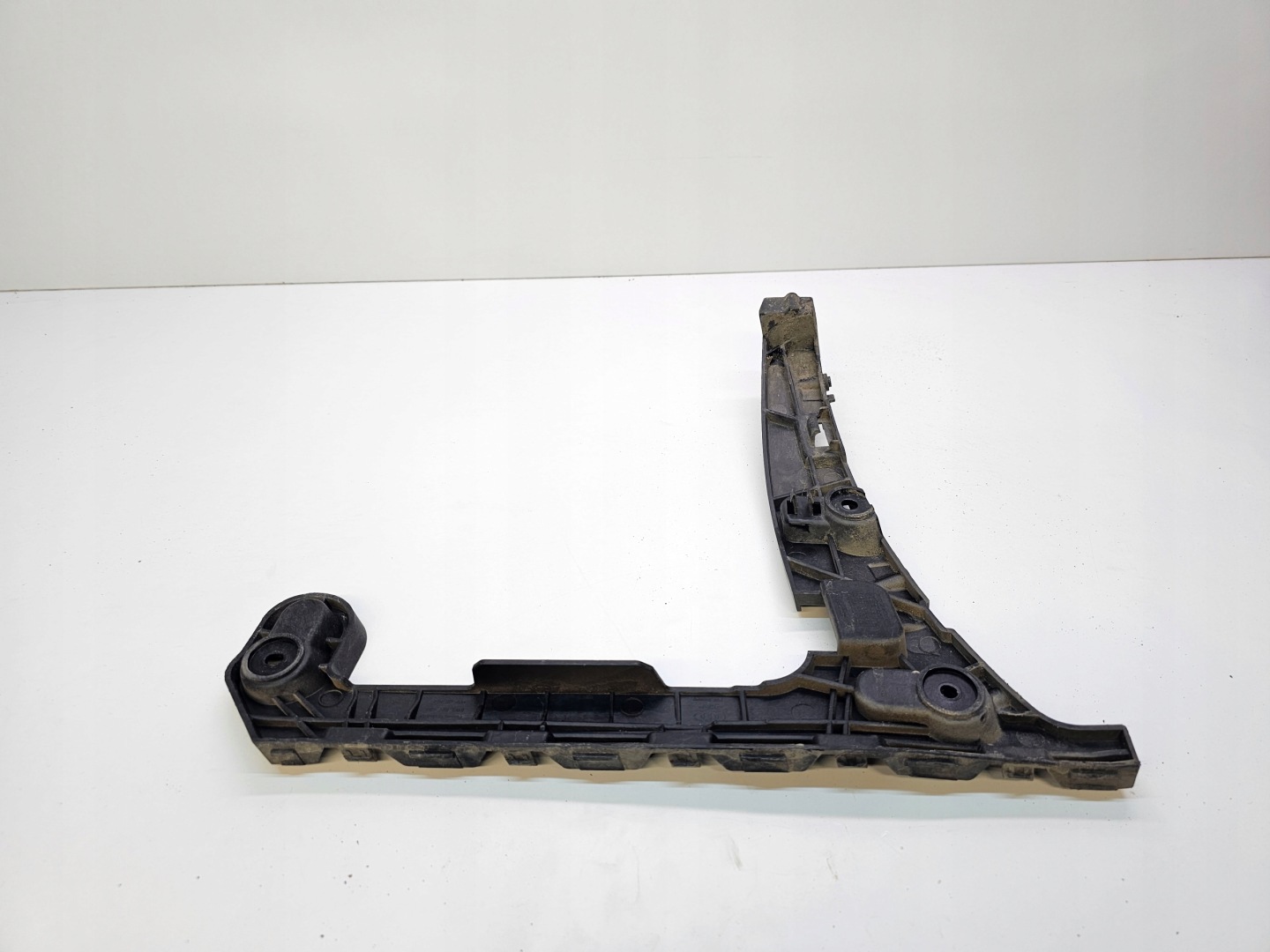 bumper bracket right rear part AUDI A4 B9 sedan 8W5807454