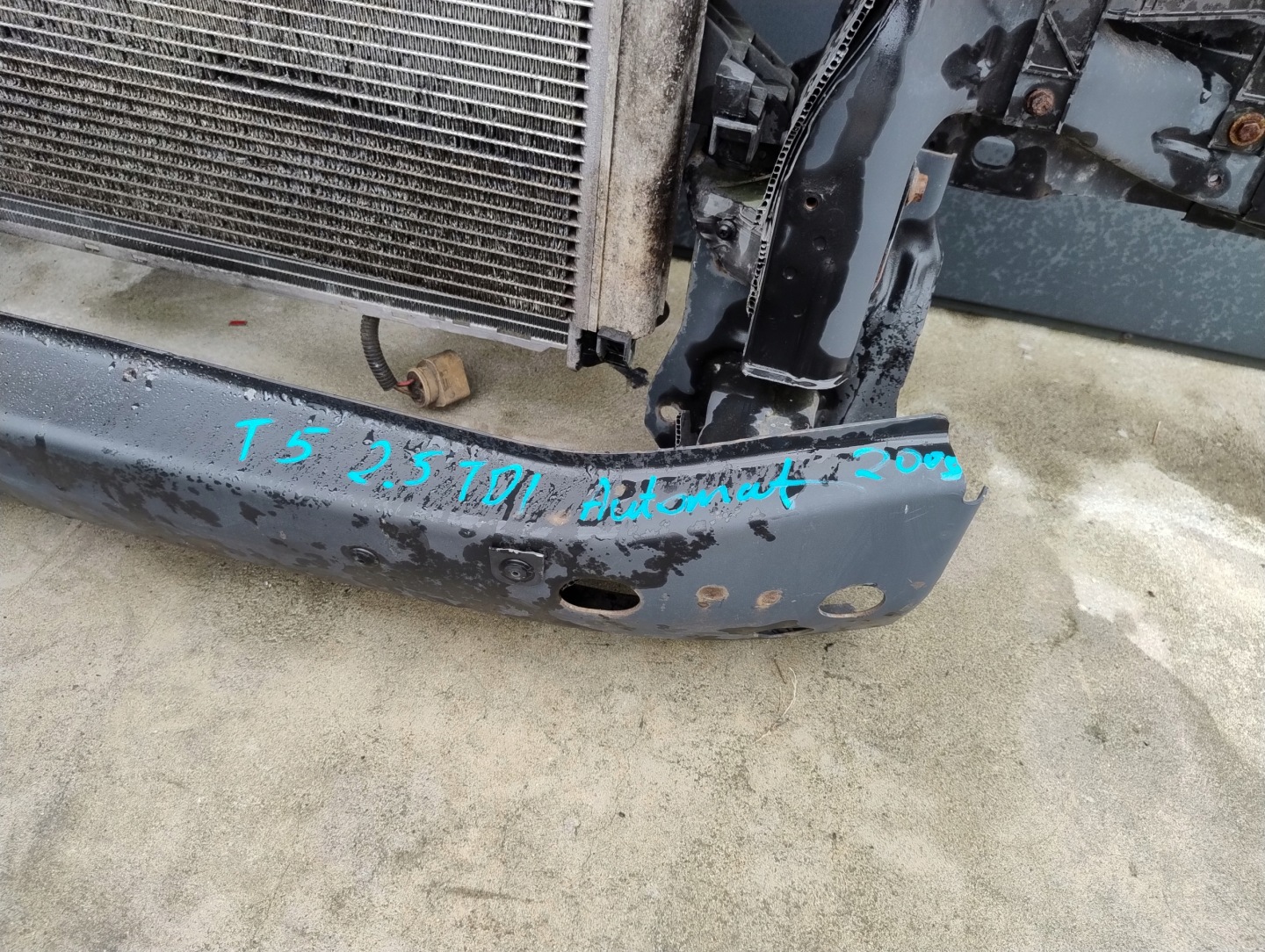 support panel for radiators complete Volkswagen Transport T5 2.5 TDI Automat EUROPA