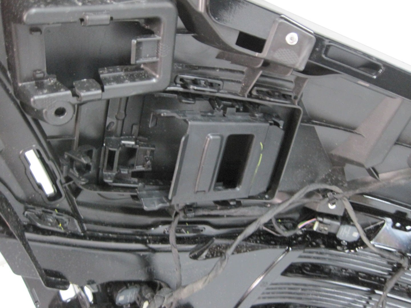 front bumper MERCEDES GLB A244 6 PDC 26R front NR 387