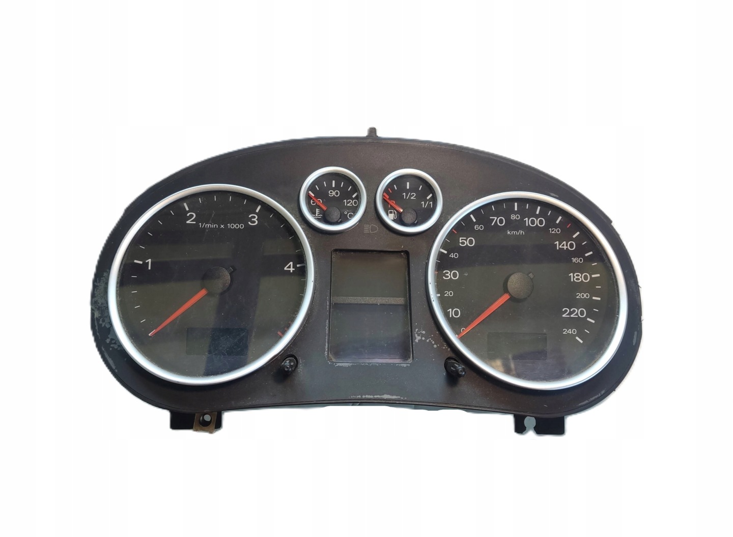 budíky AUDI A2 1.4TDI 2002