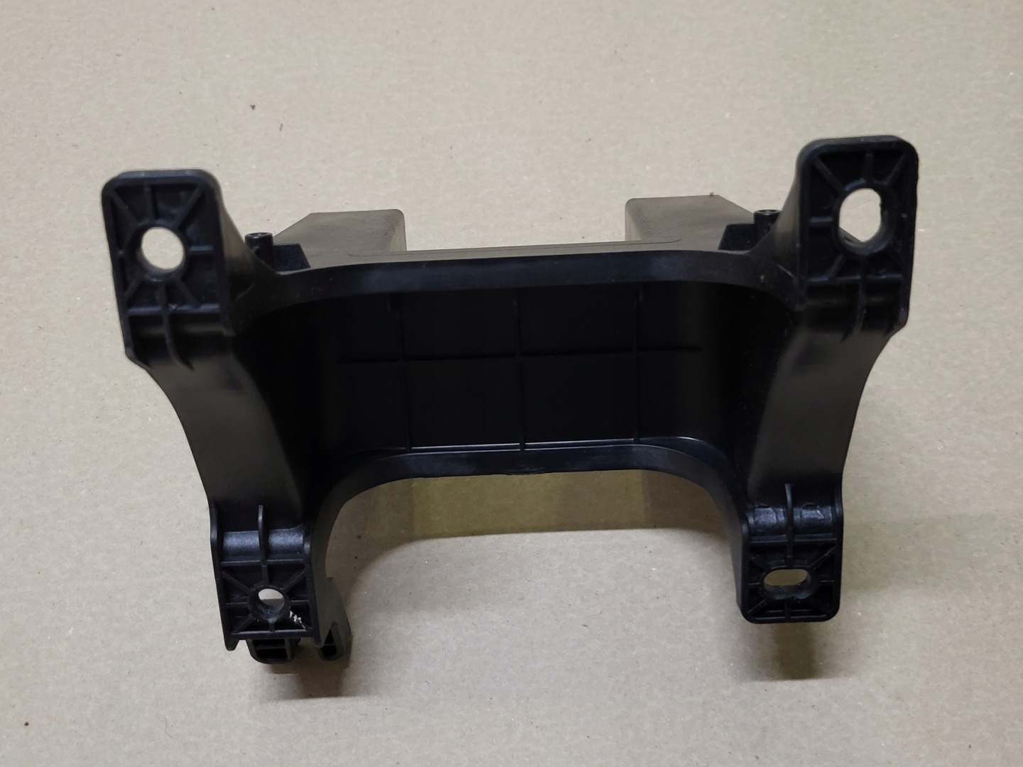 console TUNELU SRODKOWEGO holder bracket KIA CEED III CD PROCEED OE EU