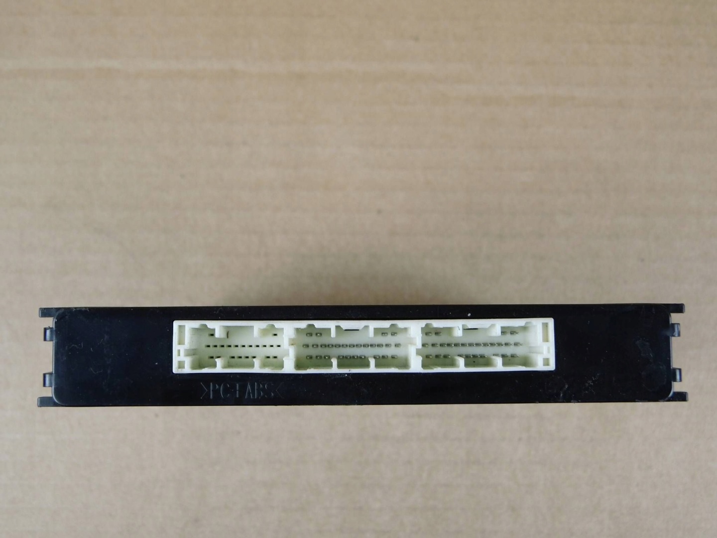 Toyota RAV4 V module computer control unit SMARTKEY 89990-42300