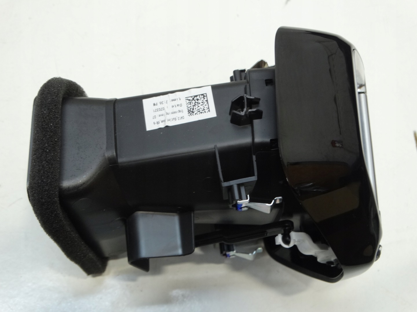 grid air conditioning devices right front CITROEN C4 III 9831805480 2020R.