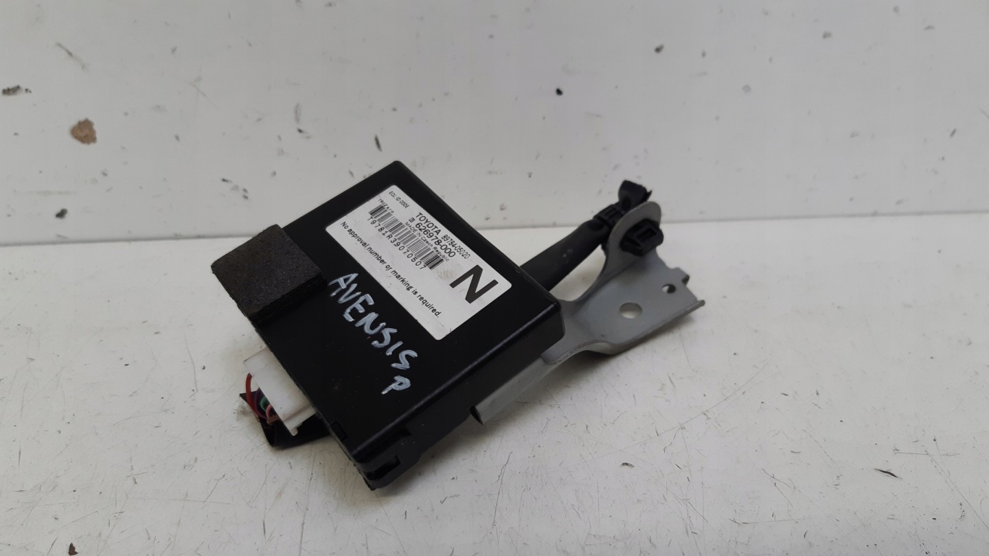 module immo 626978000 Toyota Avensis T27