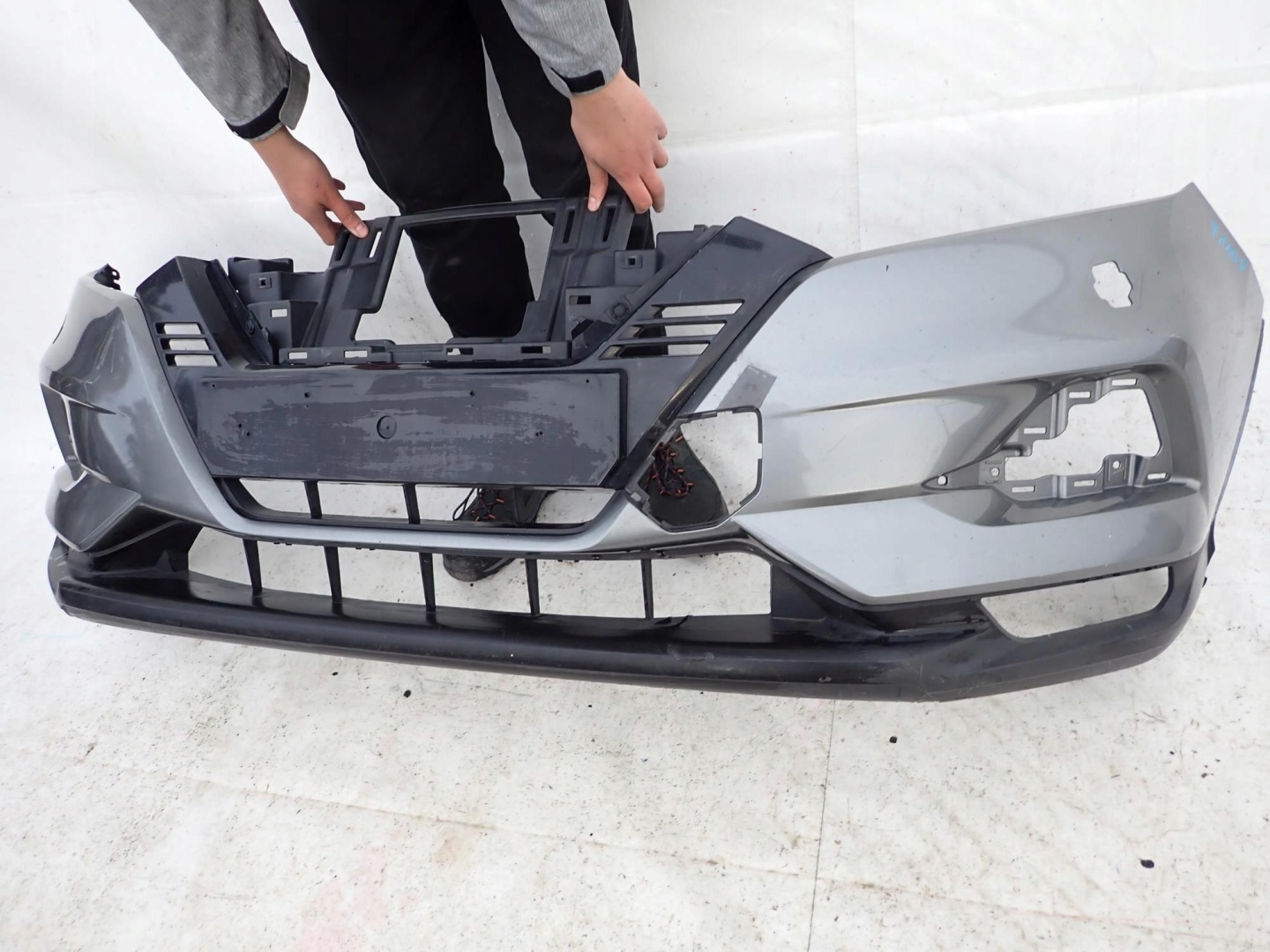 NISSAN QASHQAI II 2 LIFT 17-21 bumper front front washer
