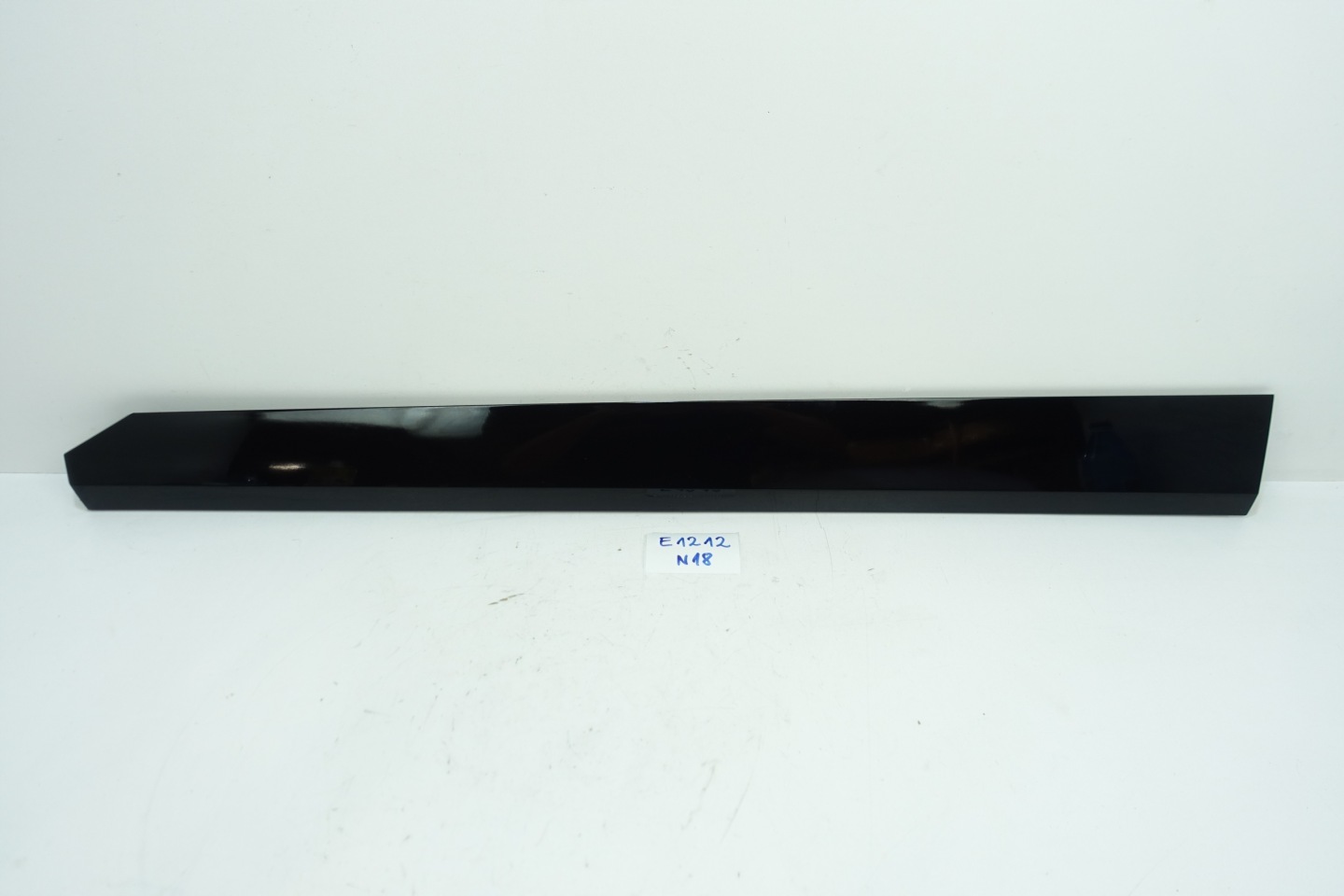 moulding door left front HYUNDAI KONA ELEKTRYK 22