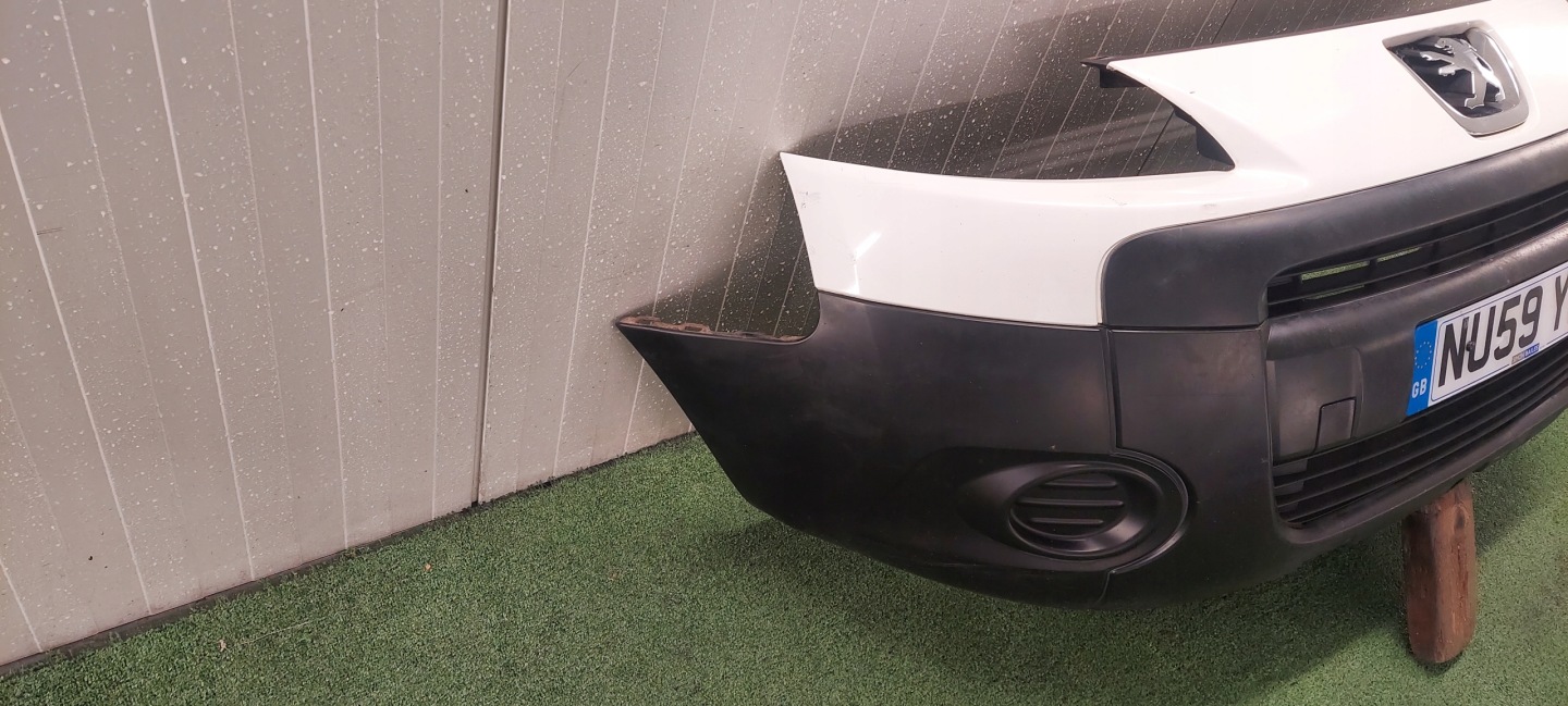 bumper front PEUGEOT PARTNER III 08-15 LAK: EWP