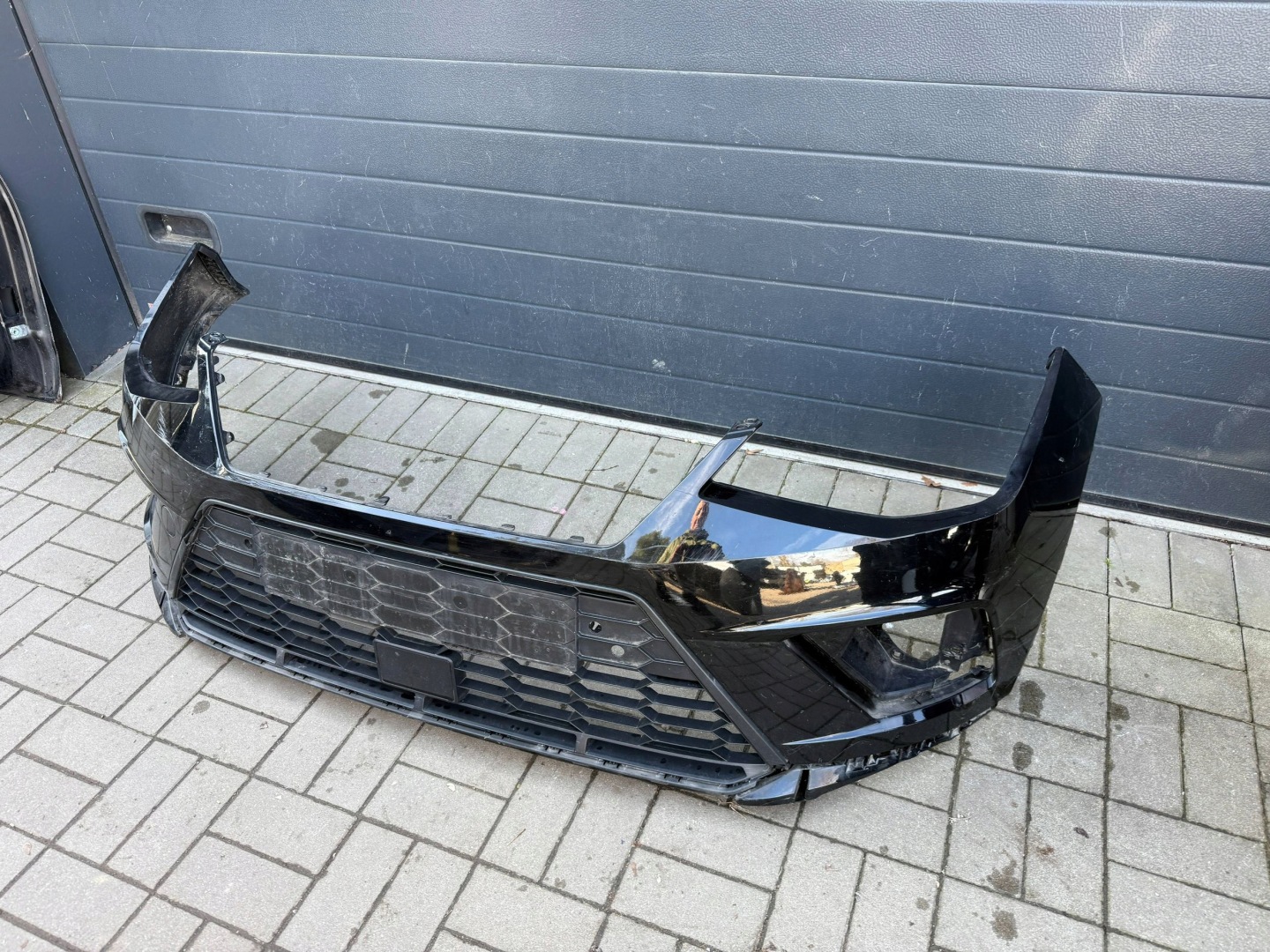 Seat Arona 6F9 17- bumper front front