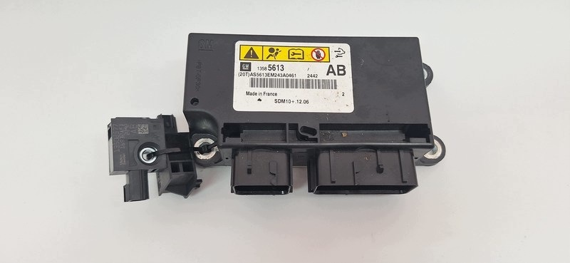 modulo airbag OPEL ASTRA J 13585613 13585613AB