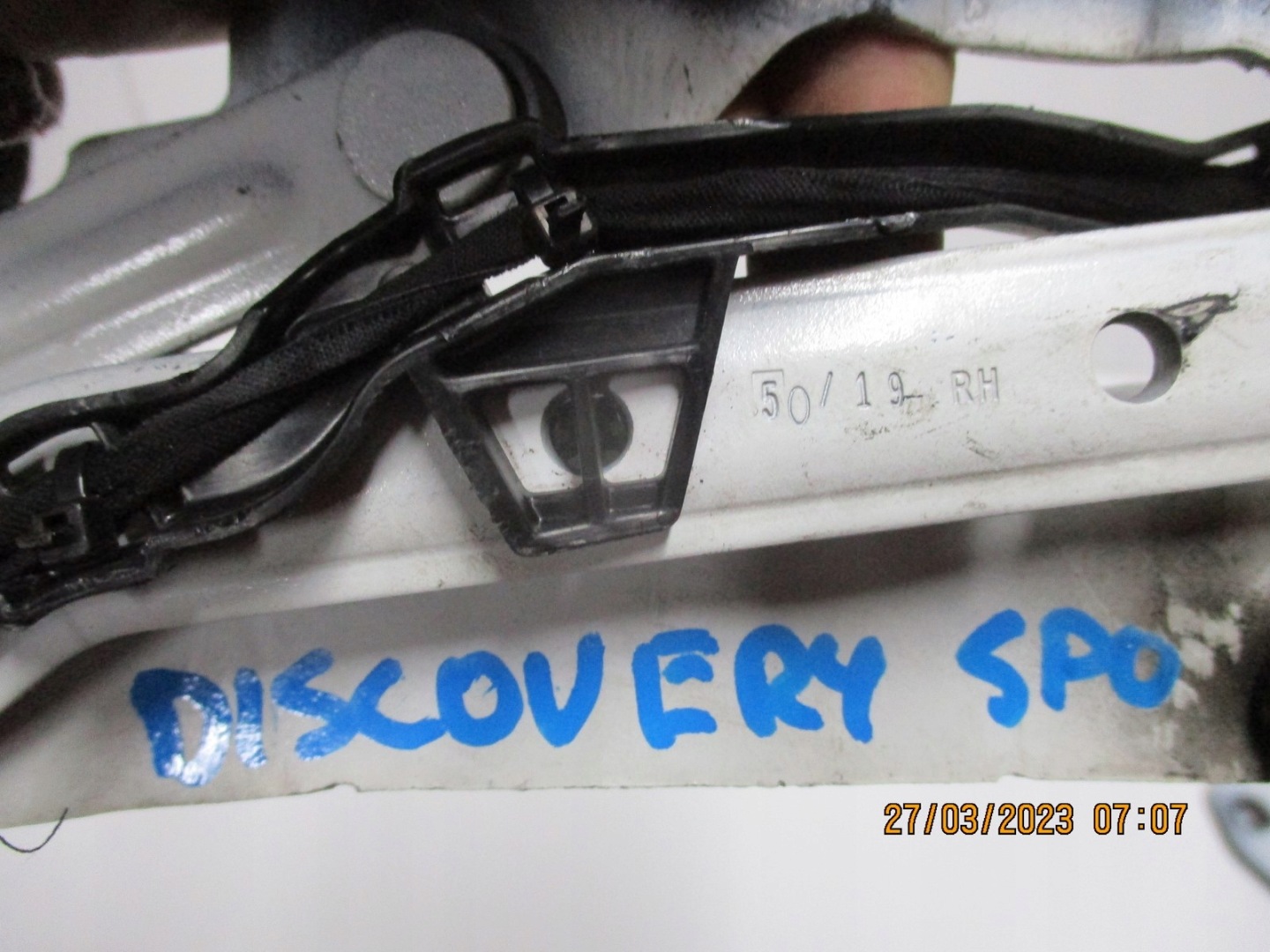 hinge bonnets DISCOVERY SPORT LK72-16800-AB