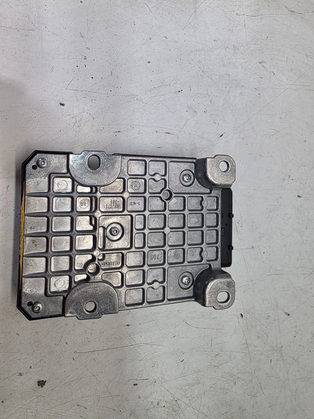 Bedienteil modul Achsträgers PNEUMATYCZNEGO AUDI A6 C8 A7 4K0907777AS