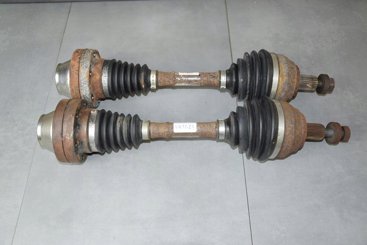VW AMAROK 2.0 tdi poloos předek