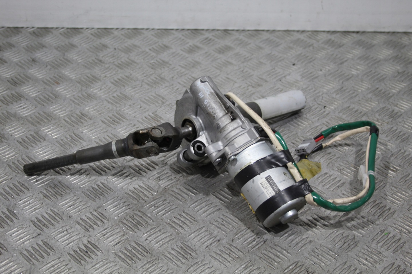 power steering TOYOTA YARIS III 3