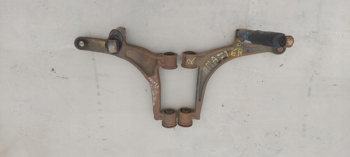 arm L or R front MASTER II MOVANO A 97-10