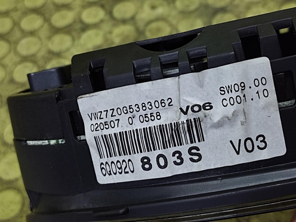 VW POLO IV 1.4 dials 6Q0920803S