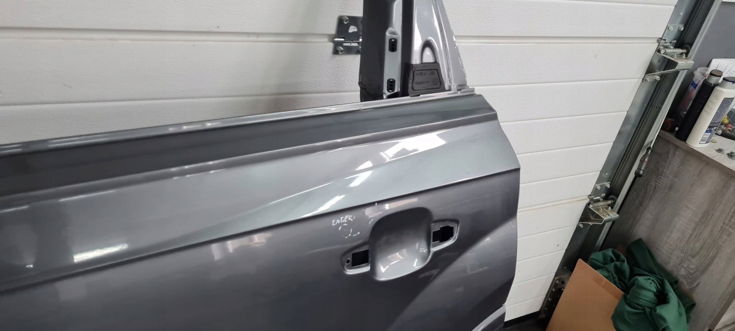 Q7 4M door left left rear part rear. 4M0833051E LZ7S