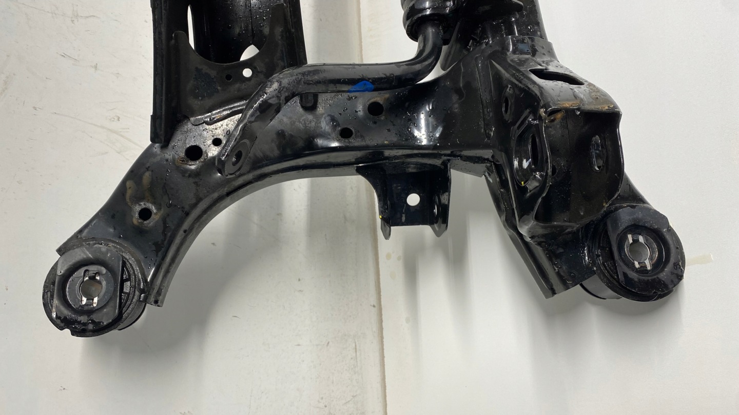Achsträger hinten HYUNDAI TUCSON II 15-21
