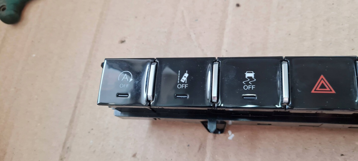 Jeep Grand Cherokee WL 2022 switch control panel PDC ESP 68478097AE