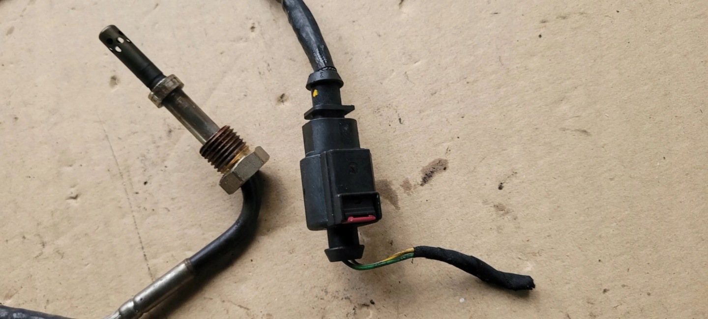 A6 C7 4G LIFT Sensor TEMPERATURY Gase 2.0 TDI 4G0906088J A4 B8 Q5