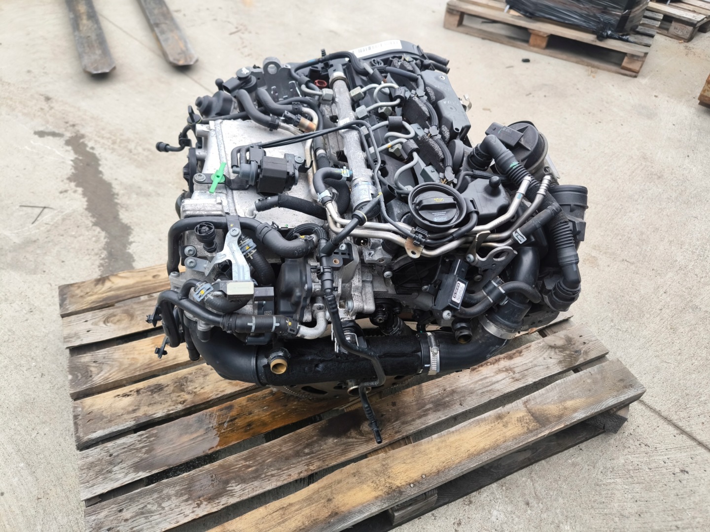 engine complete AUDI A4 B9 A5 Q5 A6 2.0 TDI DEU DEUA 149460 KM original !!