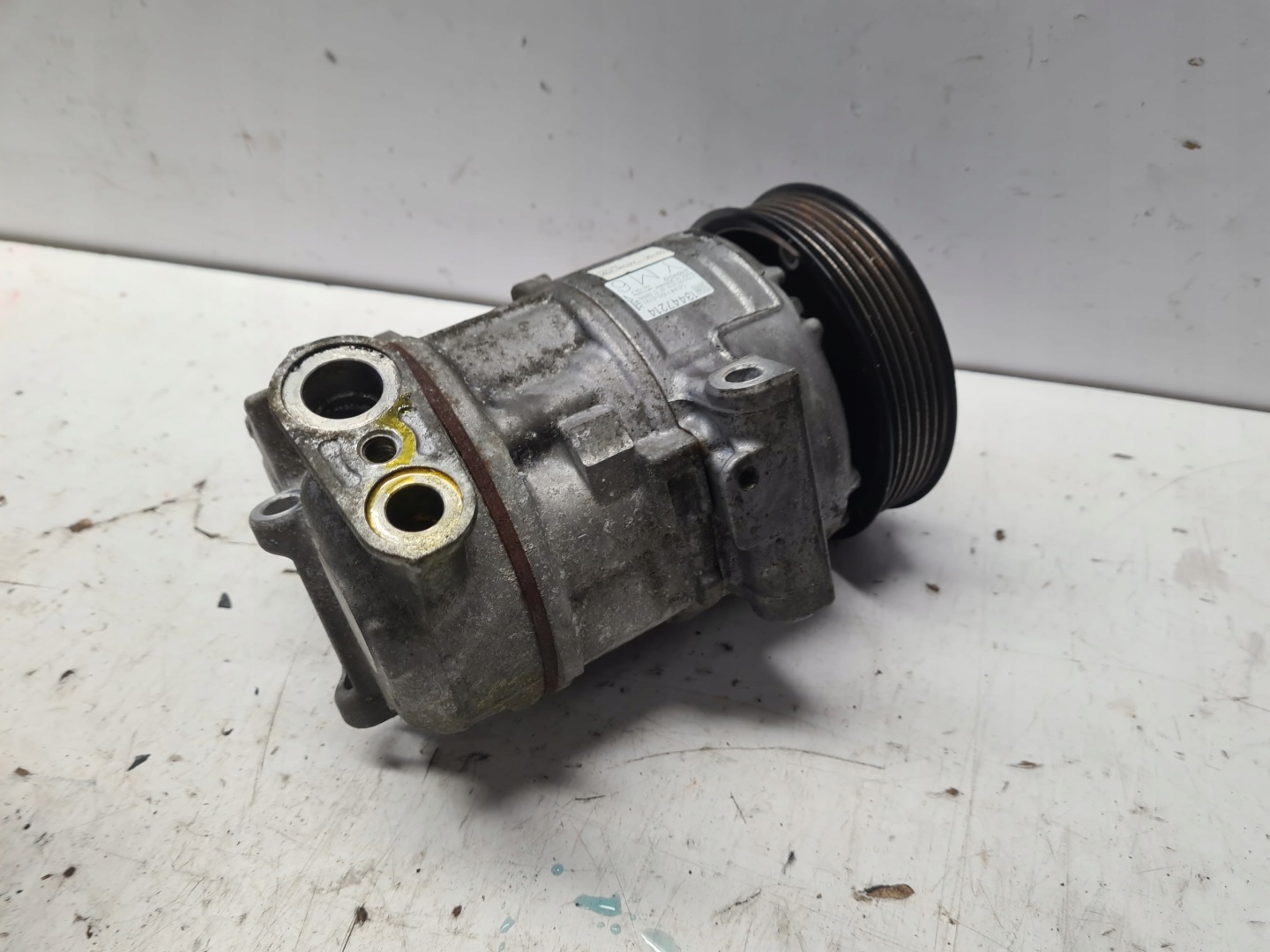 OPEL CORSA E compressor; compressor of the air conditioning 13447214 YM6 1.3 CDTI