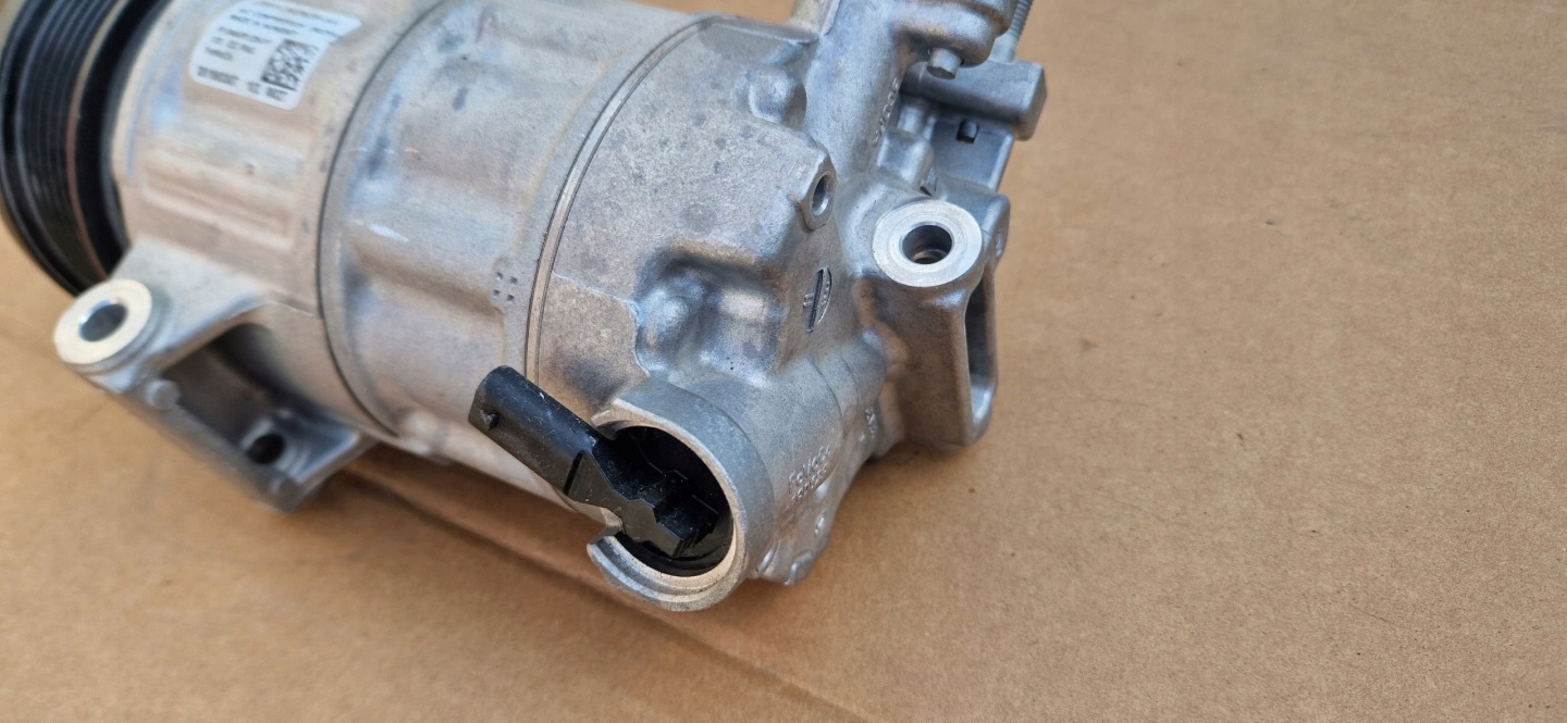 Klimakompressor klimaanlage JX61-19D629-HA FORD FOCUS