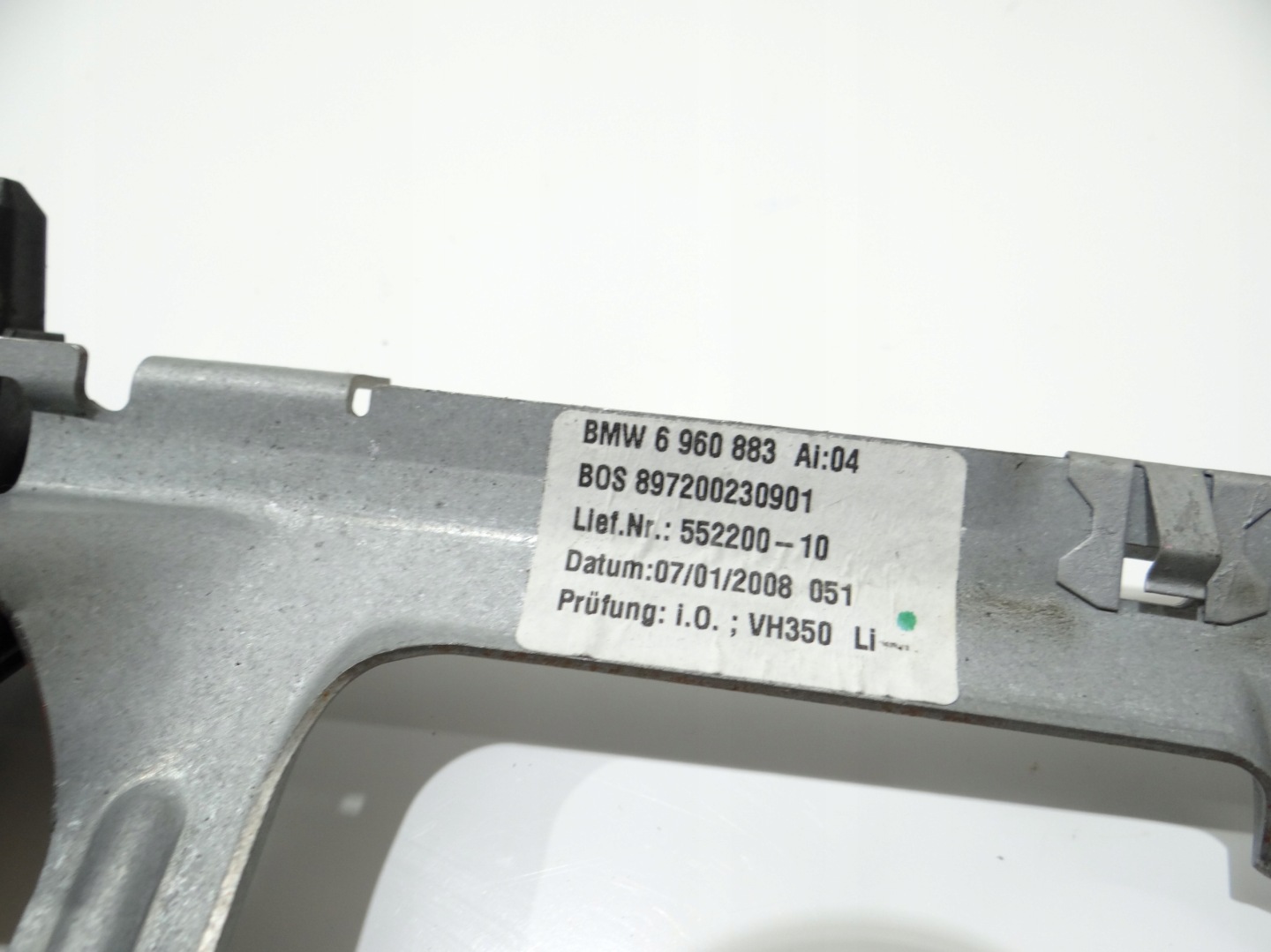 bracket ROLETY left rear part BMW E61 OE 6960883