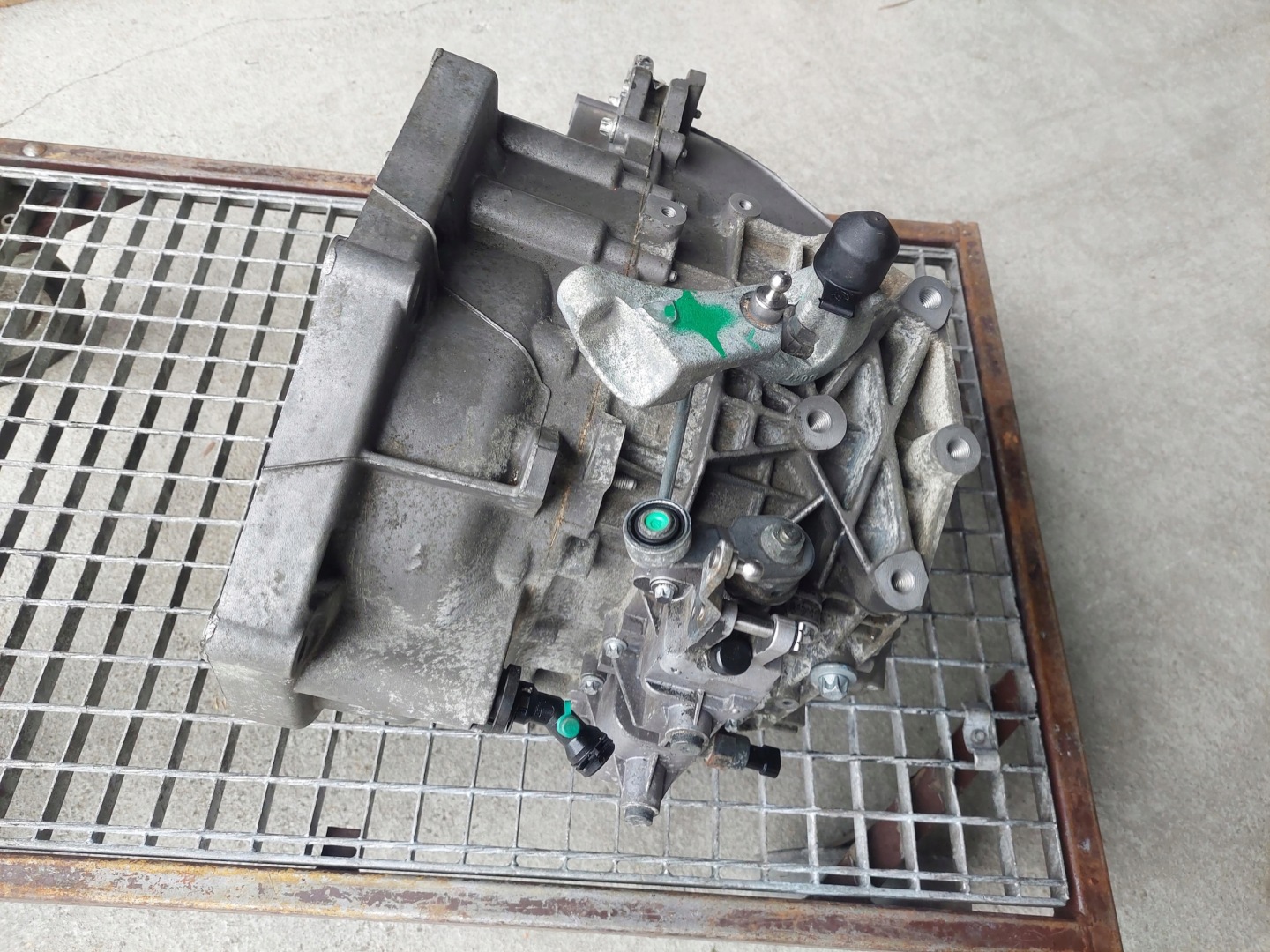 Getriebe MANUAL 4X4 C635 55260236 JEEP CHEROKEE V KL 2.0 CRD MTJ