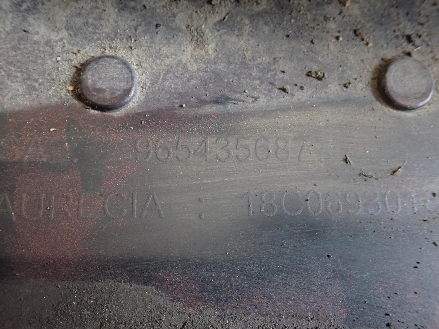 nárazník předek přední PEUGEOT 207 2006-2009 9654356877