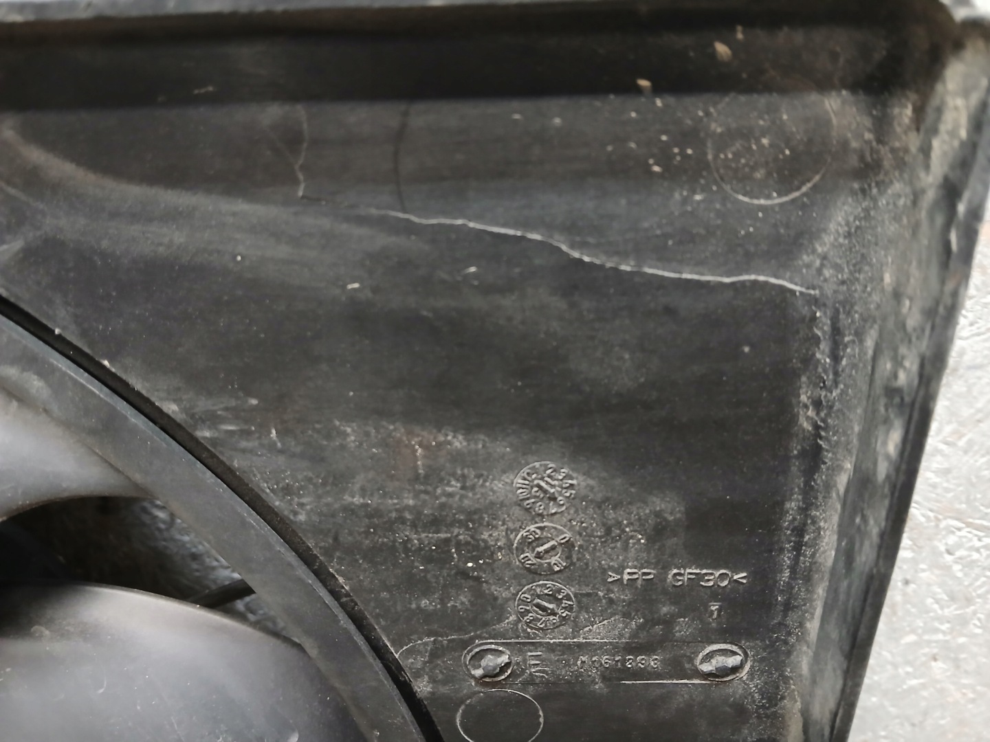 ventilátor chladiče FORD FIESTA MK7 08- C1B1-8C607-AE