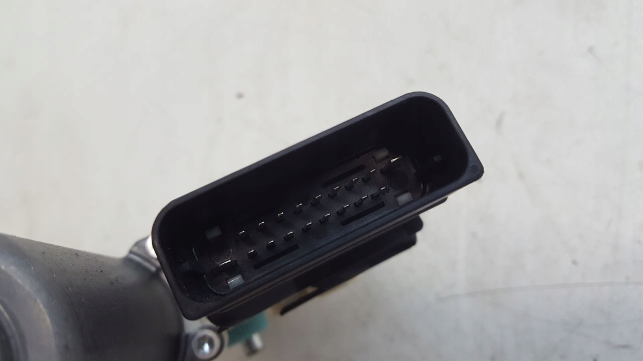 mini motor windows left rear part VW Passat B6 2,0 TDI