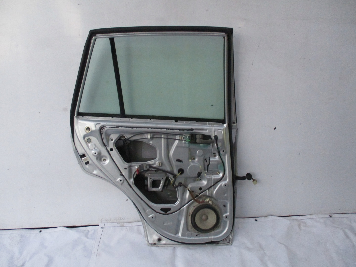 Tür links heck Toyota Rav 4 00-05r