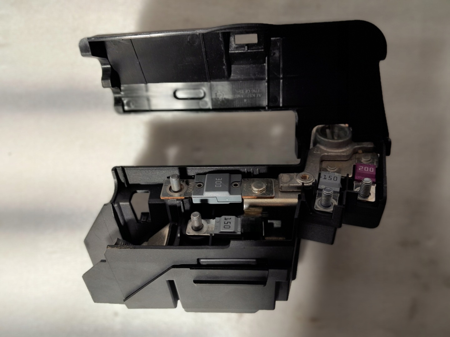 AUDI Q8 4M terminal plus RODZIELACZ PRADU 4M0819903C