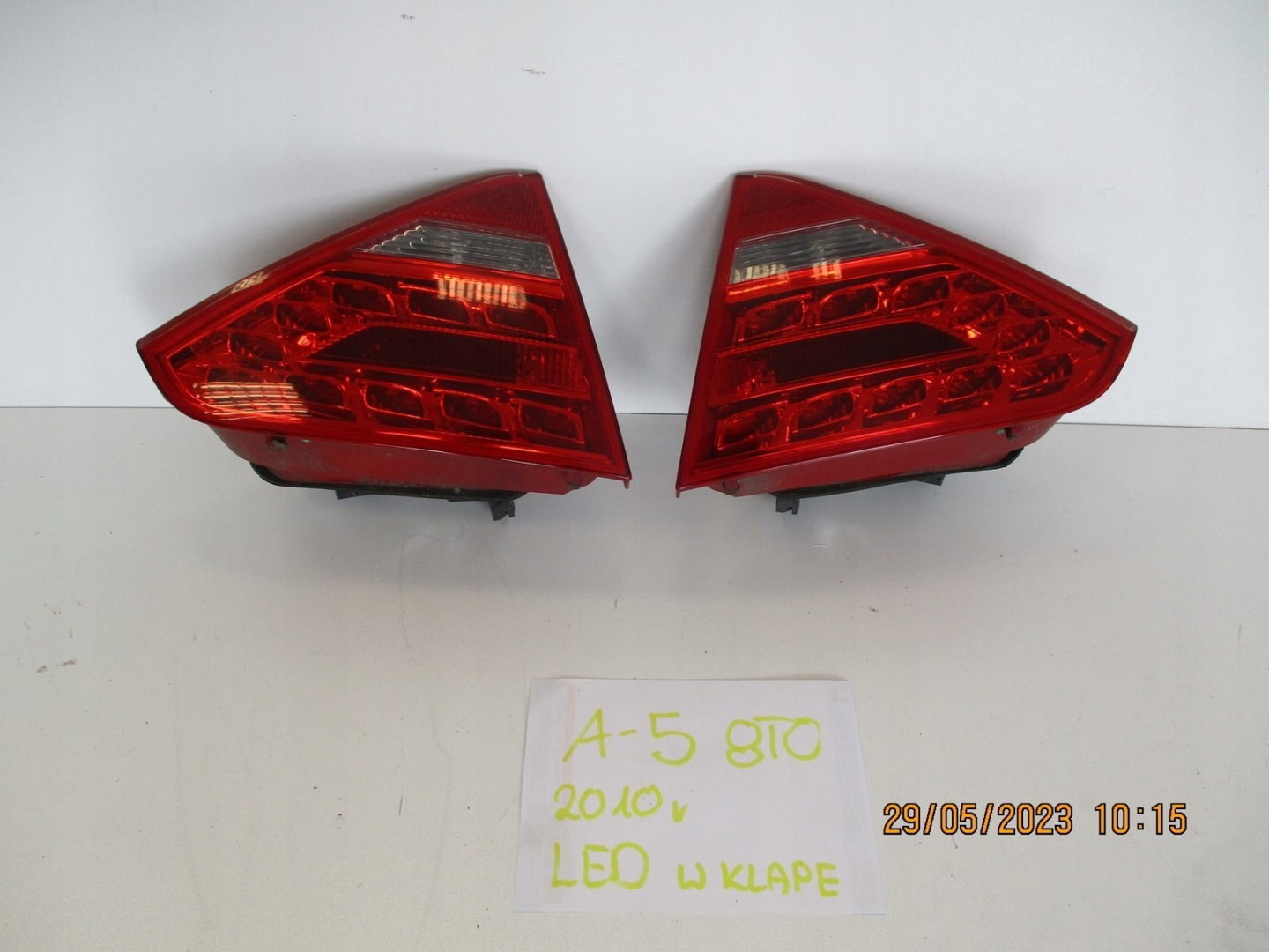 light AUDI A5 8T0 8T0945093A left