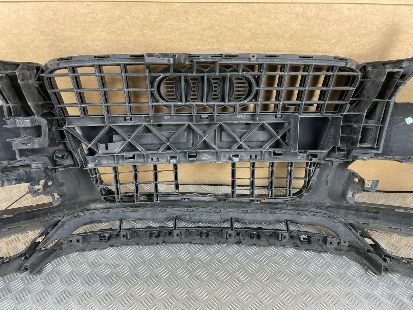bumper front front AUDI Q7 4L0 LIFT (washers) 2009-2015 4L0807437H